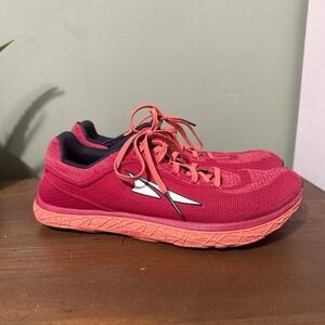 Altra Escalante Running shoes.  Womens 10